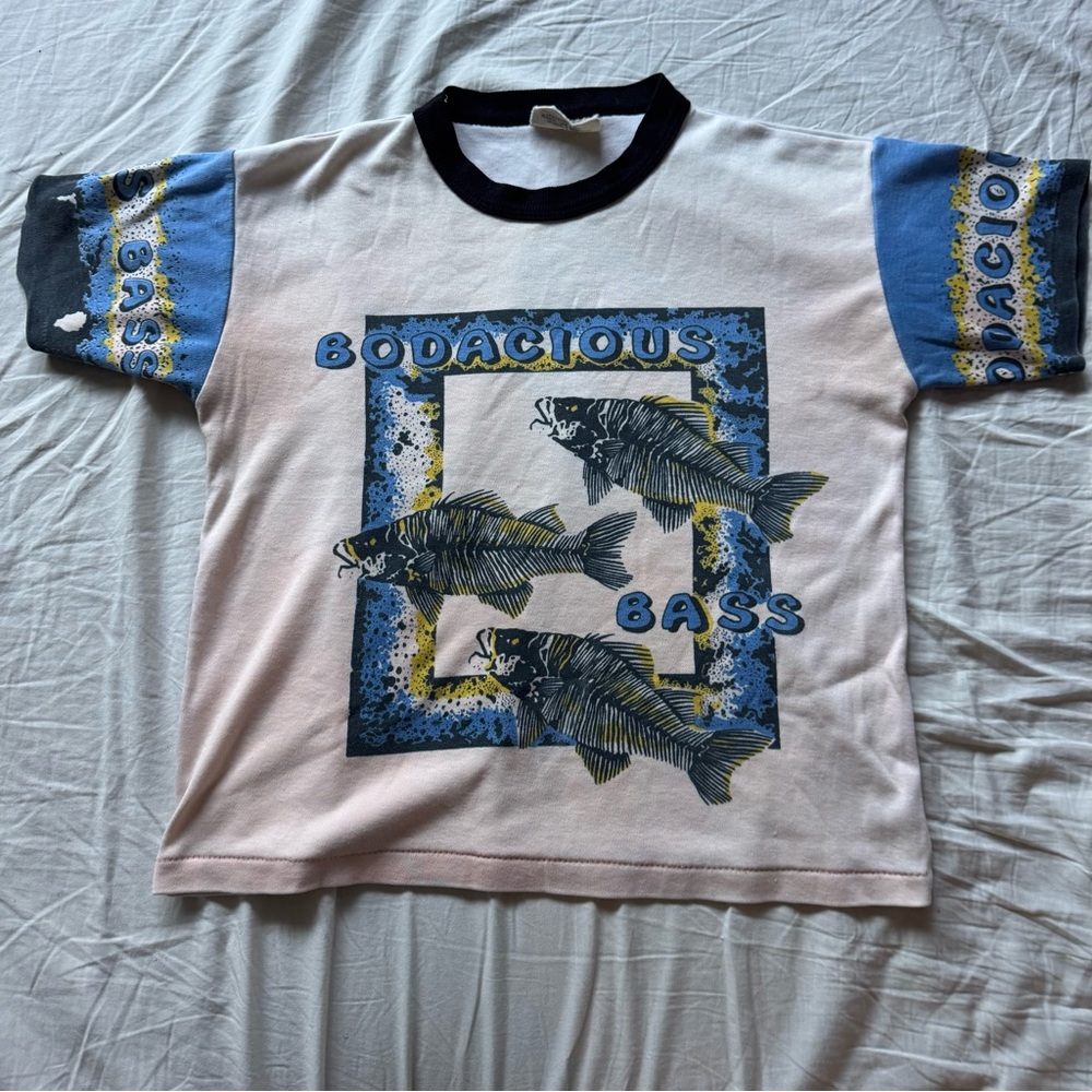 Bodacious Bass 90s Vintage Graphic Tee - Blue/White